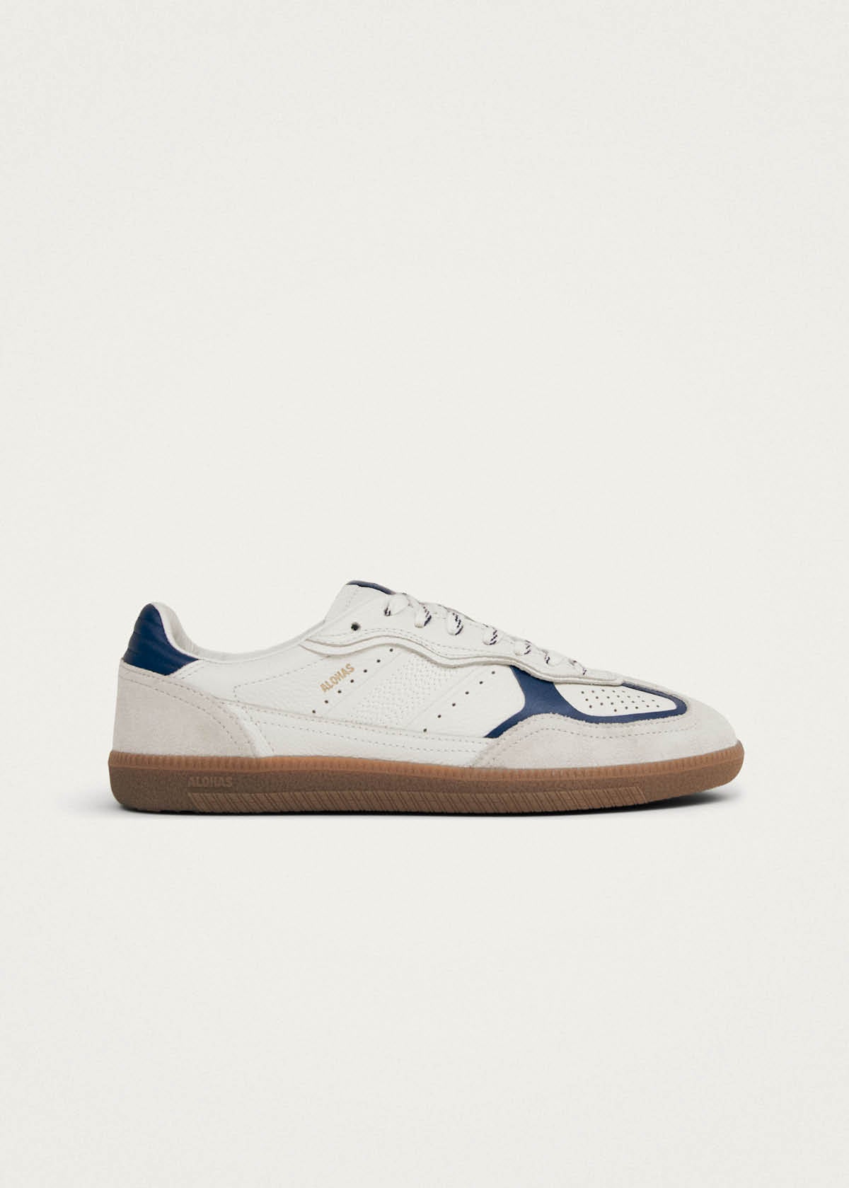 tb-490-rife-grain-cream-navy-leather-sneakers-1